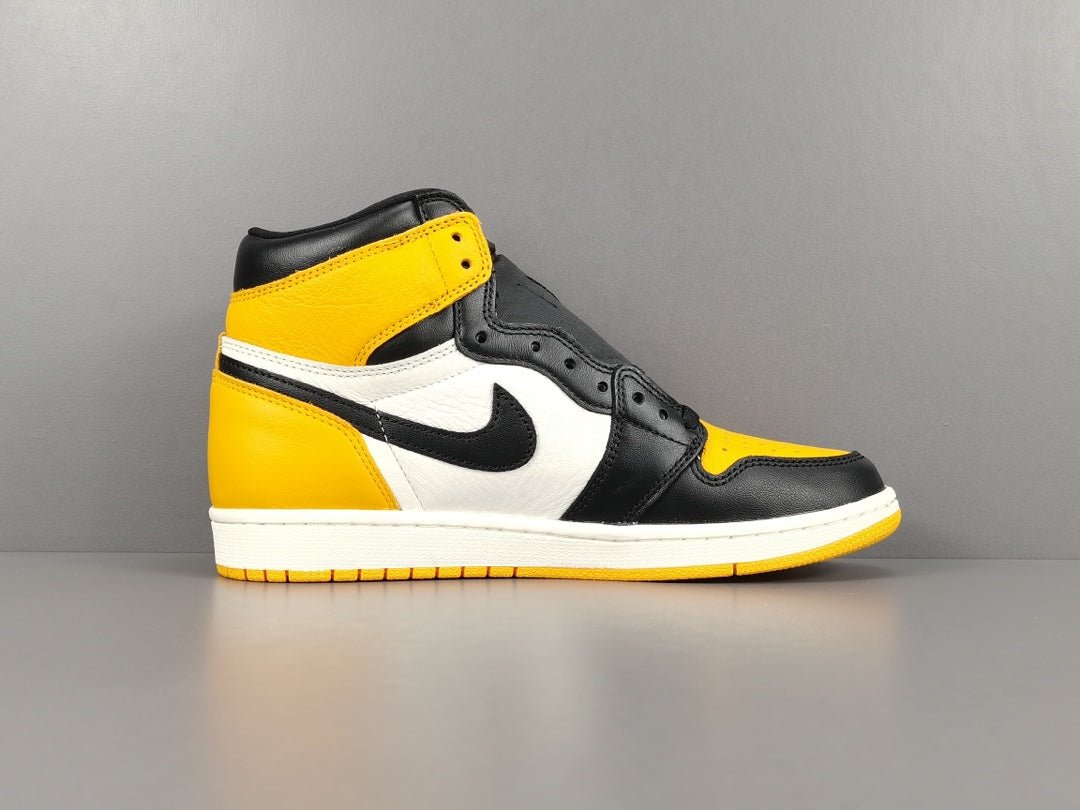 JORDAN 1 RETRO HIGH x TAXI - Phantom Kicks