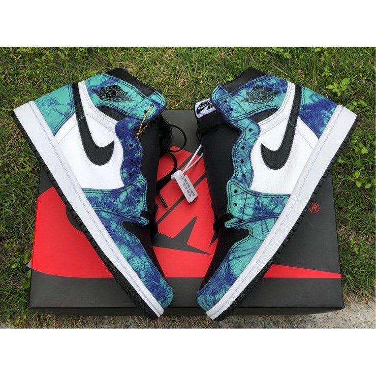 JORDAN 1 RETRO HIGH x TIE DYE - Phantom Kicks