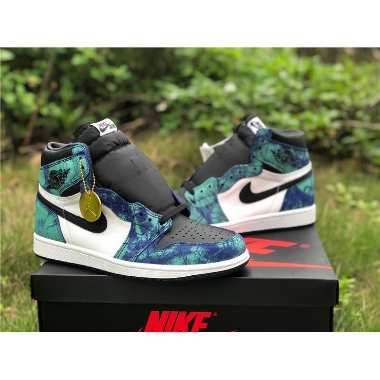 JORDAN 1 RETRO HIGH x TIE DYE - Phantom Kicks