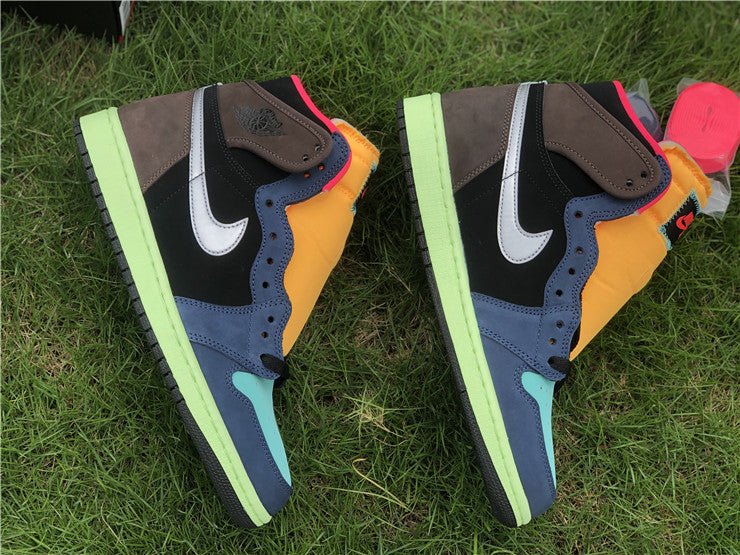 JORDAN 1 RETRO HIGH x TOKYO BIO HACK - Phantom Kicks