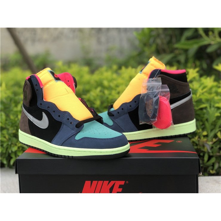 JORDAN 1 RETRO HIGH x TOKYO BIO HACK - Phantom Kicks