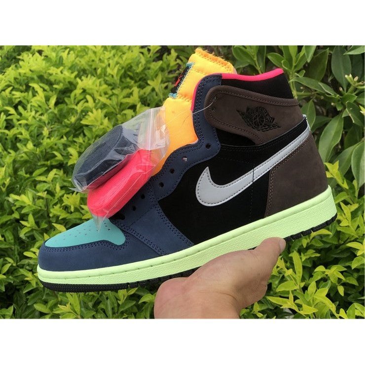 JORDAN 1 RETRO HIGH x TOKYO BIO HACK - Phantom Kicks