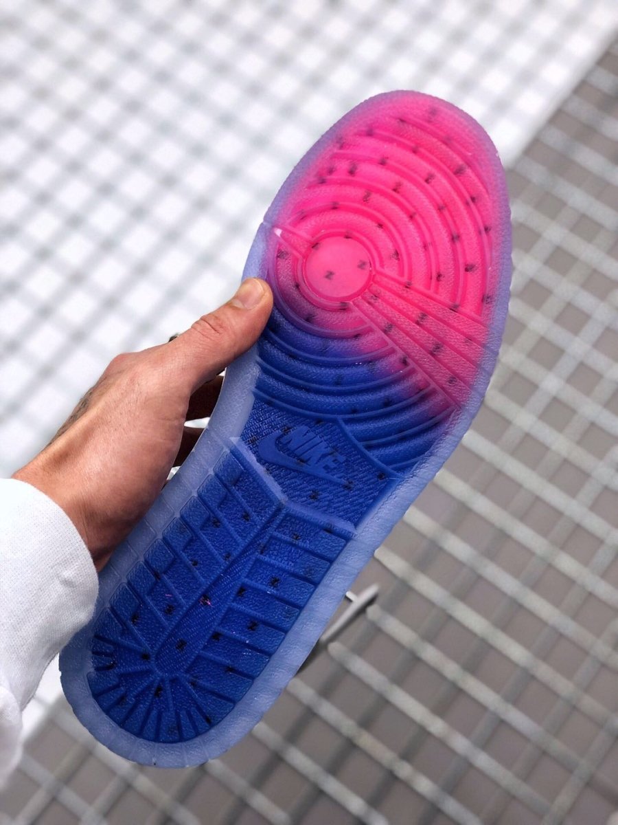 JORDAN 1 RETRO HIGH x ZOOM WHITE RACER BLUE - Phantom Kicks