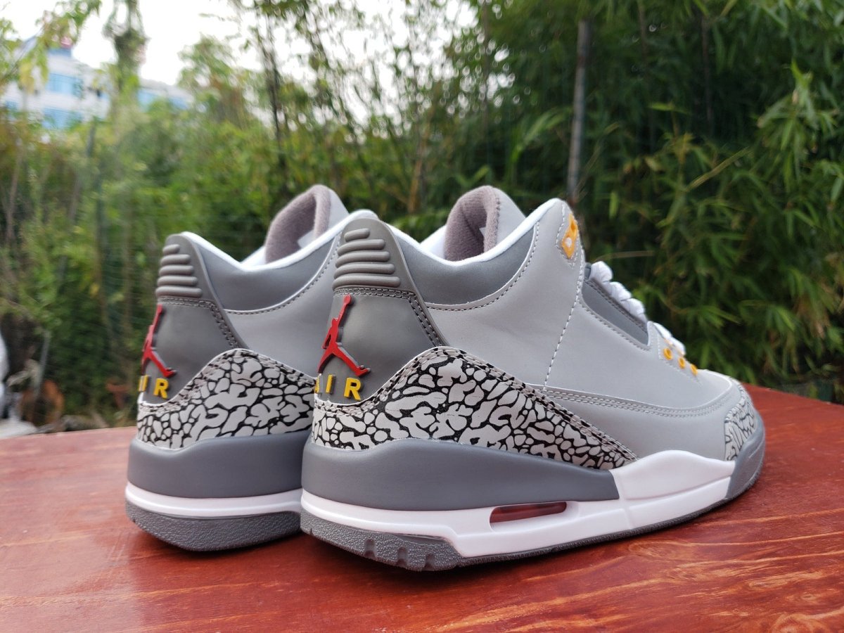 JORDAN 3 RETRO x COOL GREY - Phantom Kicks