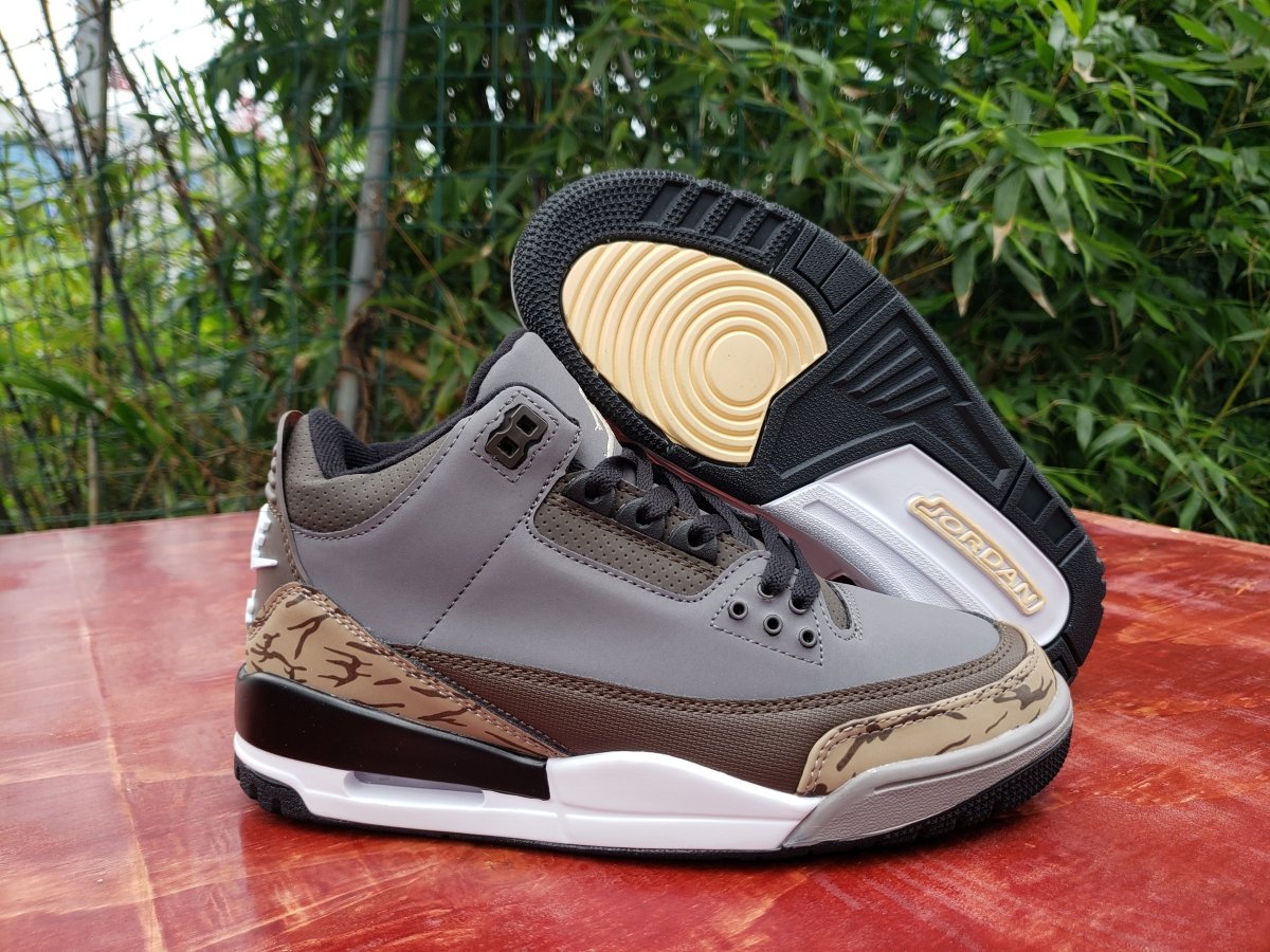 JORDAN 3 RETRO x COOL GREY/EARTH BROWN - Phantom Kicks
