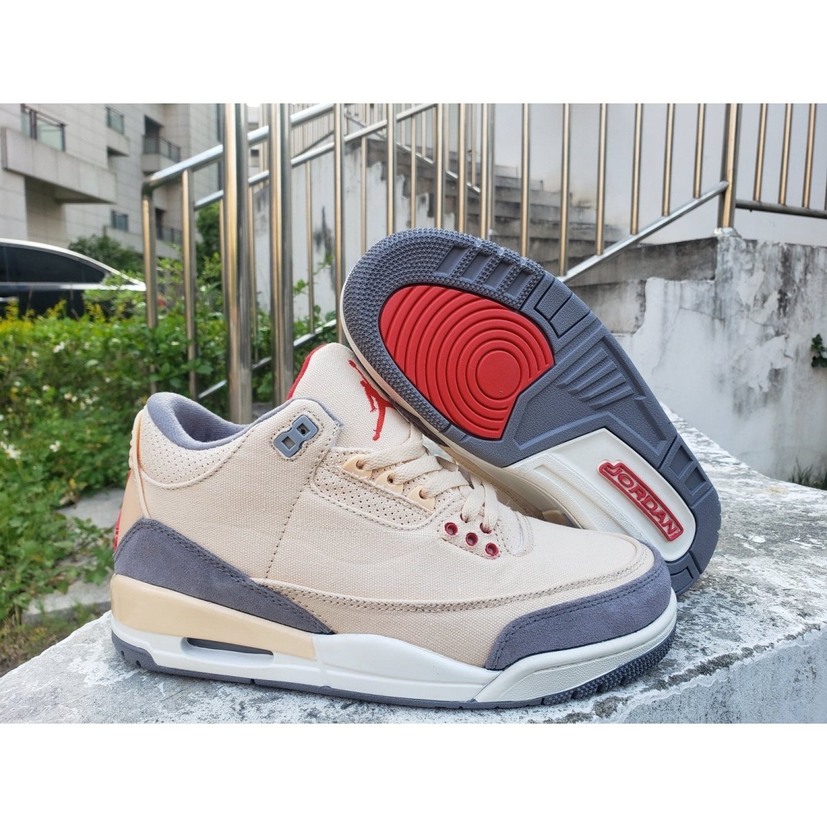 JORDAN 3 RETRO x MUSLIN - Phantom Kicks