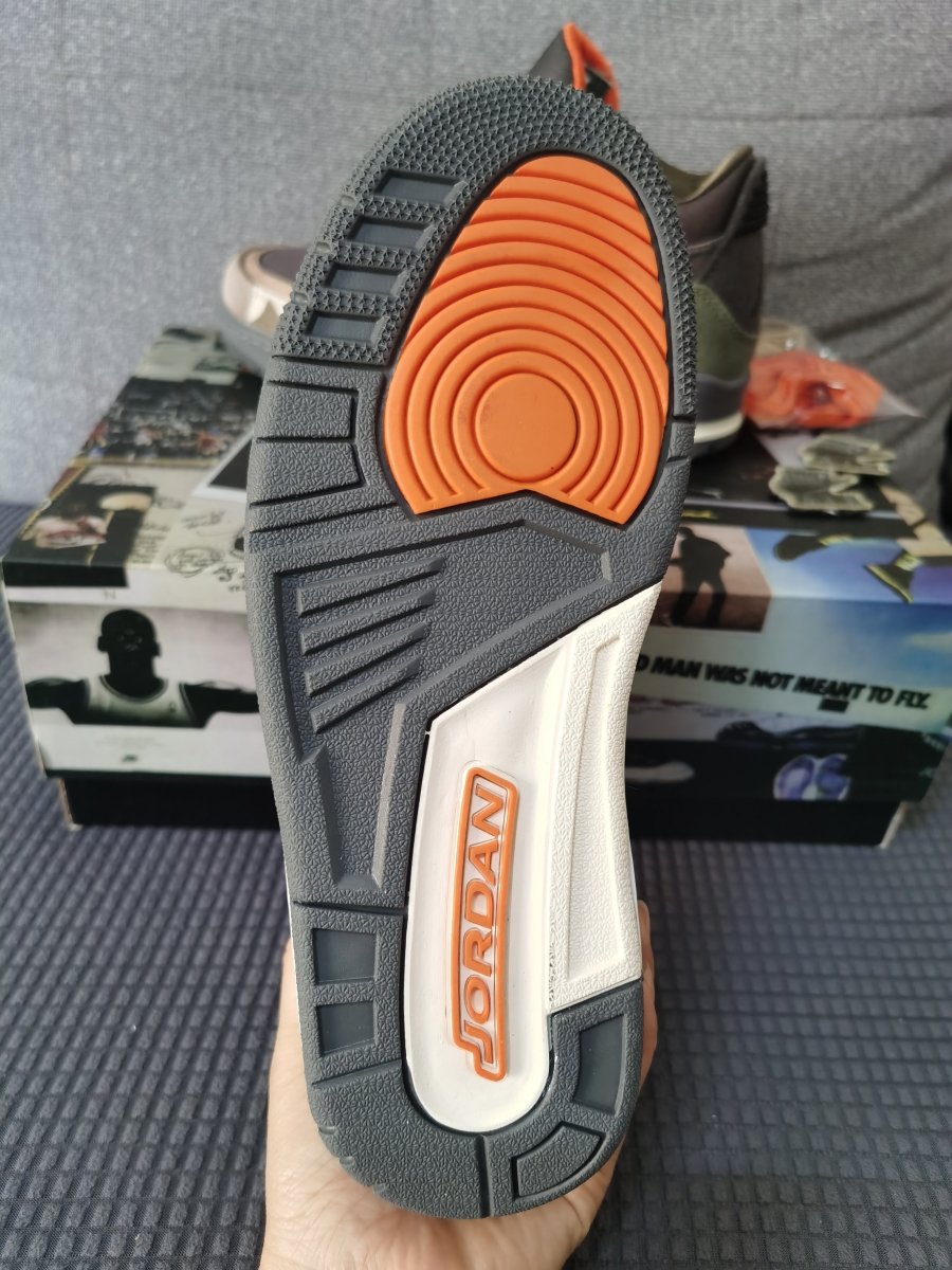 JORDAN 3 RETRO x PATCHWORK CAMO - Phantom Kicks