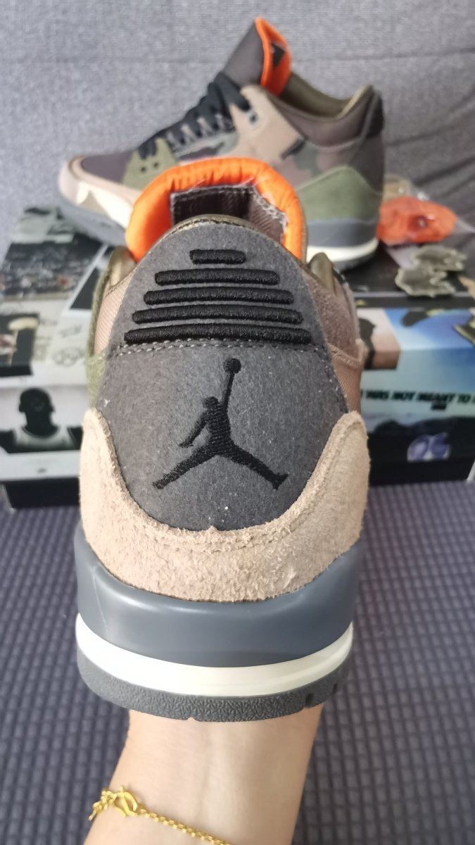 JORDAN 3 RETRO x PATCHWORK CAMO - Phantom Kicks
