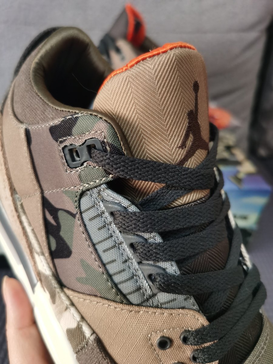 JORDAN 3 RETRO x PATCHWORK CAMO - Phantom Kicks