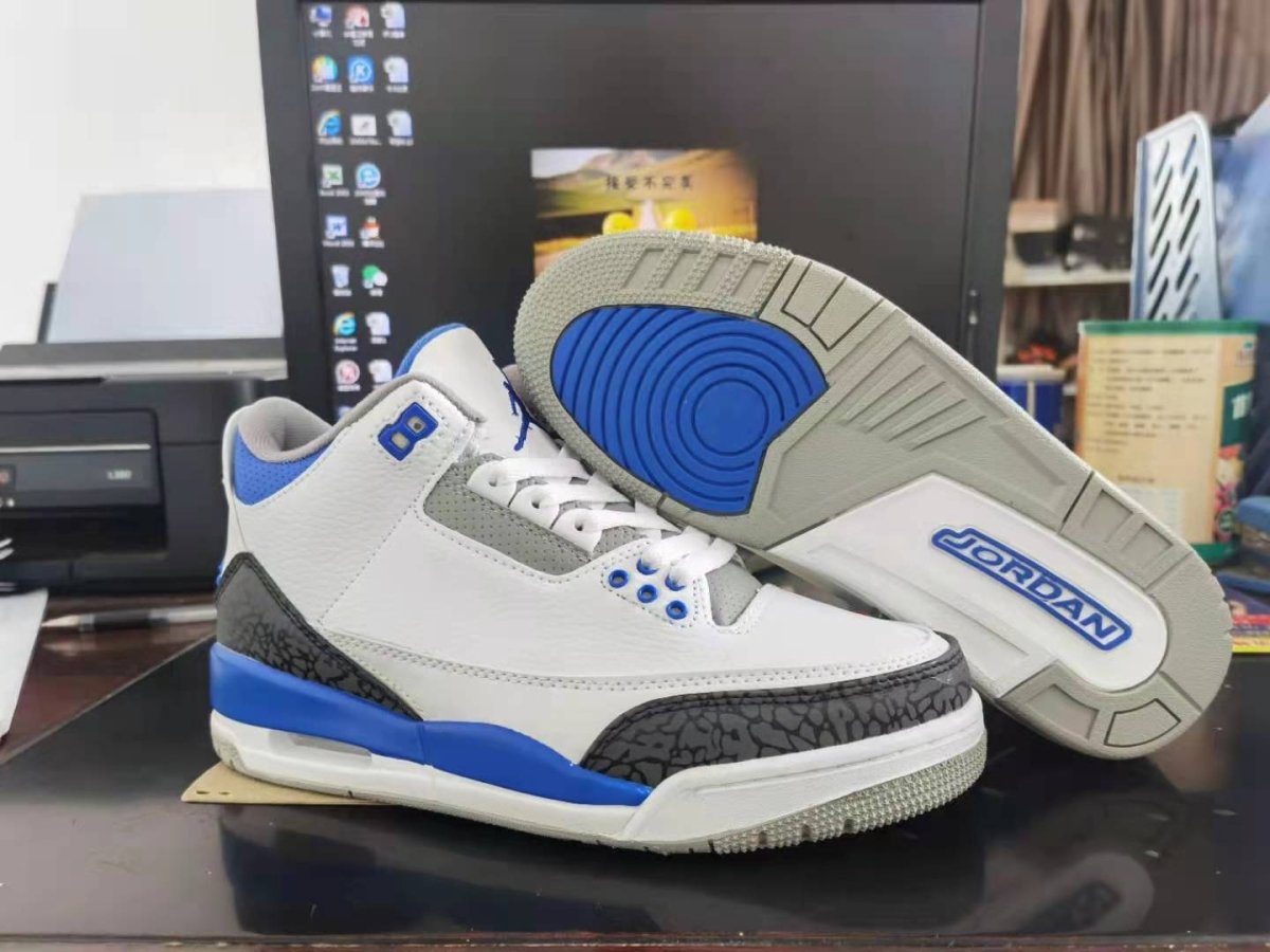 JORDAN 3 RETRO x RACER BLUE - Phantom Kicks