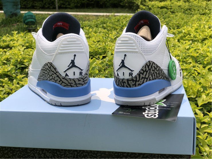 JORDAN 3 RETRO x UNC - Phantom Kicks