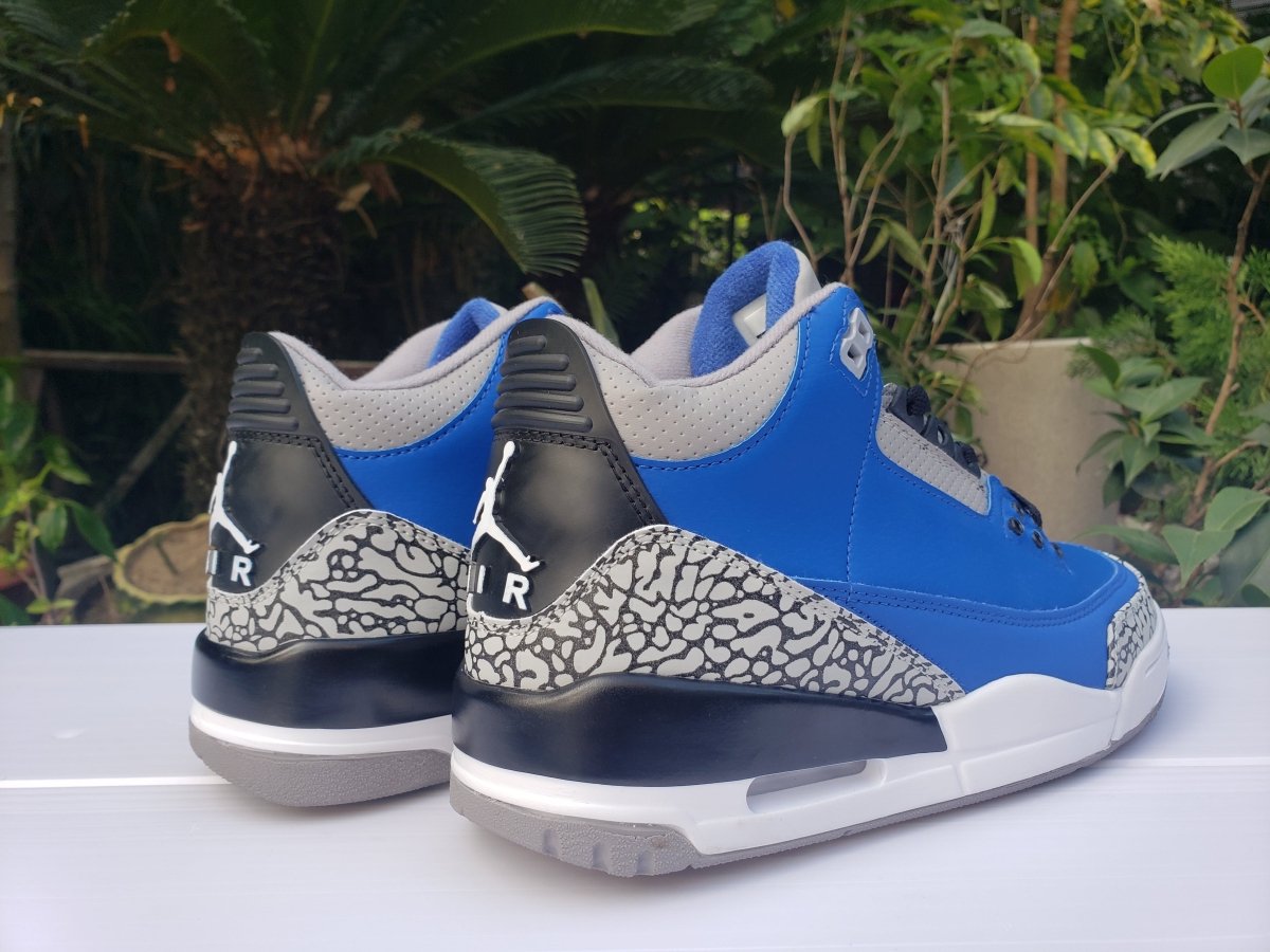JORDAN 3 RETRO x VARSITY ROYAL CEMENT - Phantom Kicks