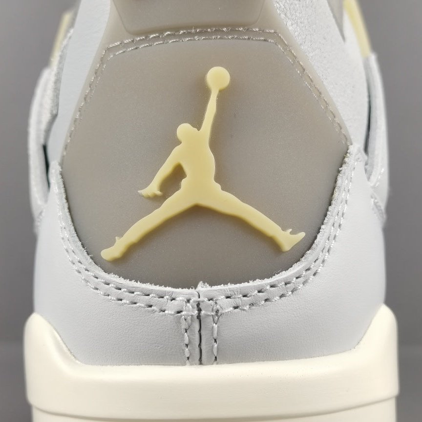 JORDAN 4 RETRO SE CRAFT x PHANTOM DUST - Phantom Kicks