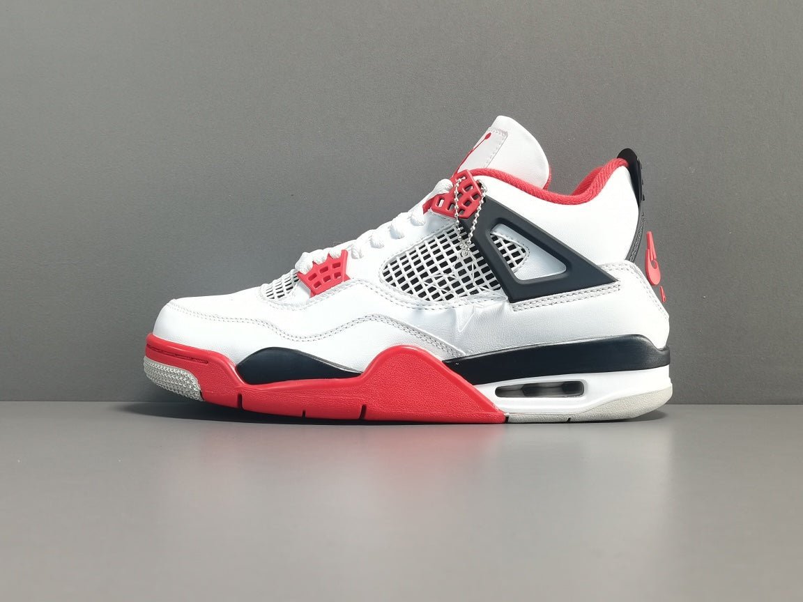 JORDAN 4 x FIRE RED - Phantom Kicks