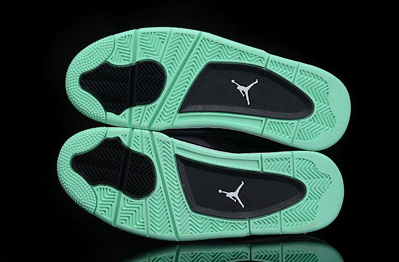 JORDAN 4 x GREEN GLOW - Phantom Kicks