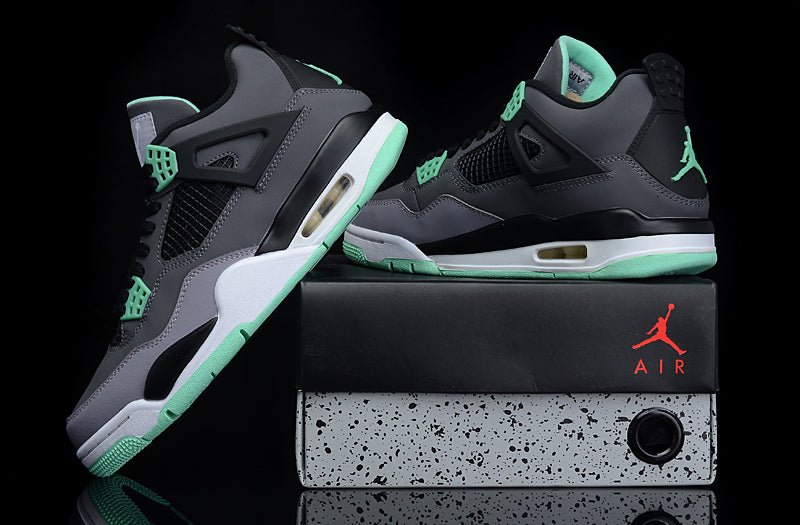 JORDAN 4 x GREEN GLOW - Phantom Kicks