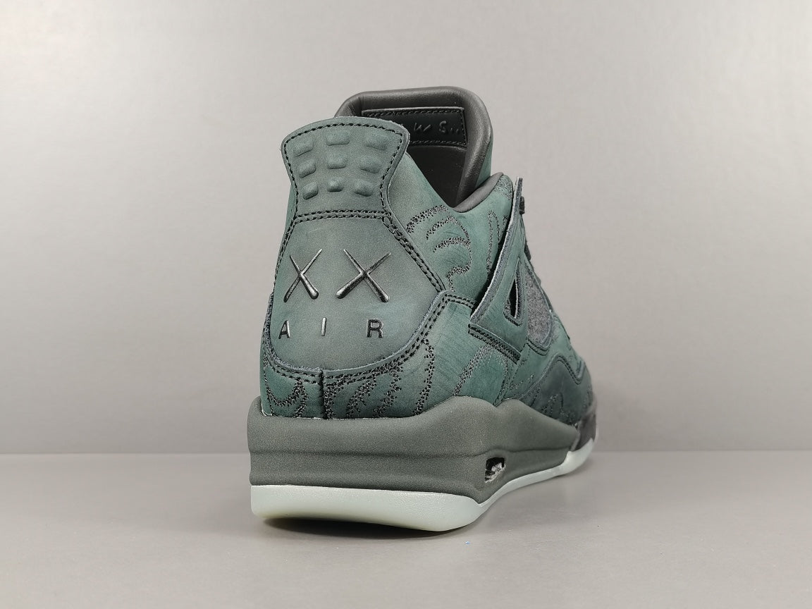 JORDAN 4 x KAWS BLACK OLIVE - Phantom Kicks