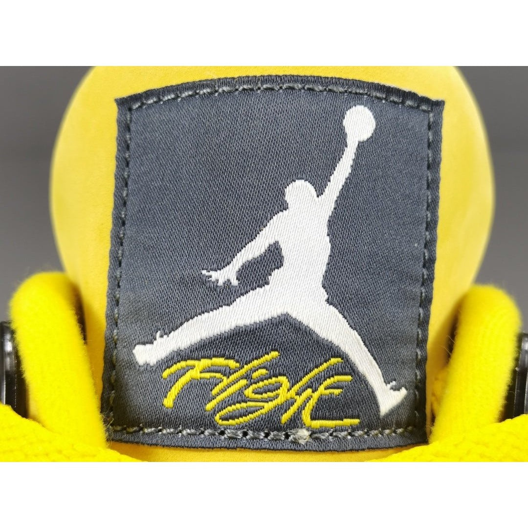 JORDAN 4 x LIGHTNING - Phantom Kicks