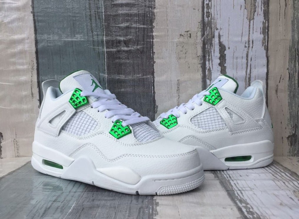 JORDAN 4 x METALLIC GREEN - Phantom Kicks