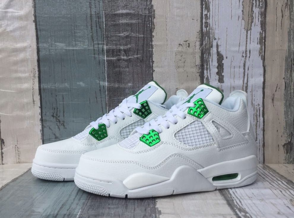 JORDAN 4 x METALLIC GREEN - Phantom Kicks