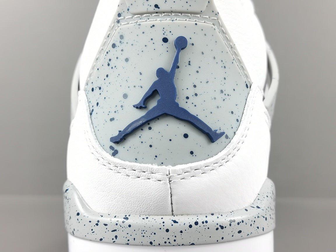 JORDAN 4 x MIDNIGHT NAVY - Phantom Kicks
