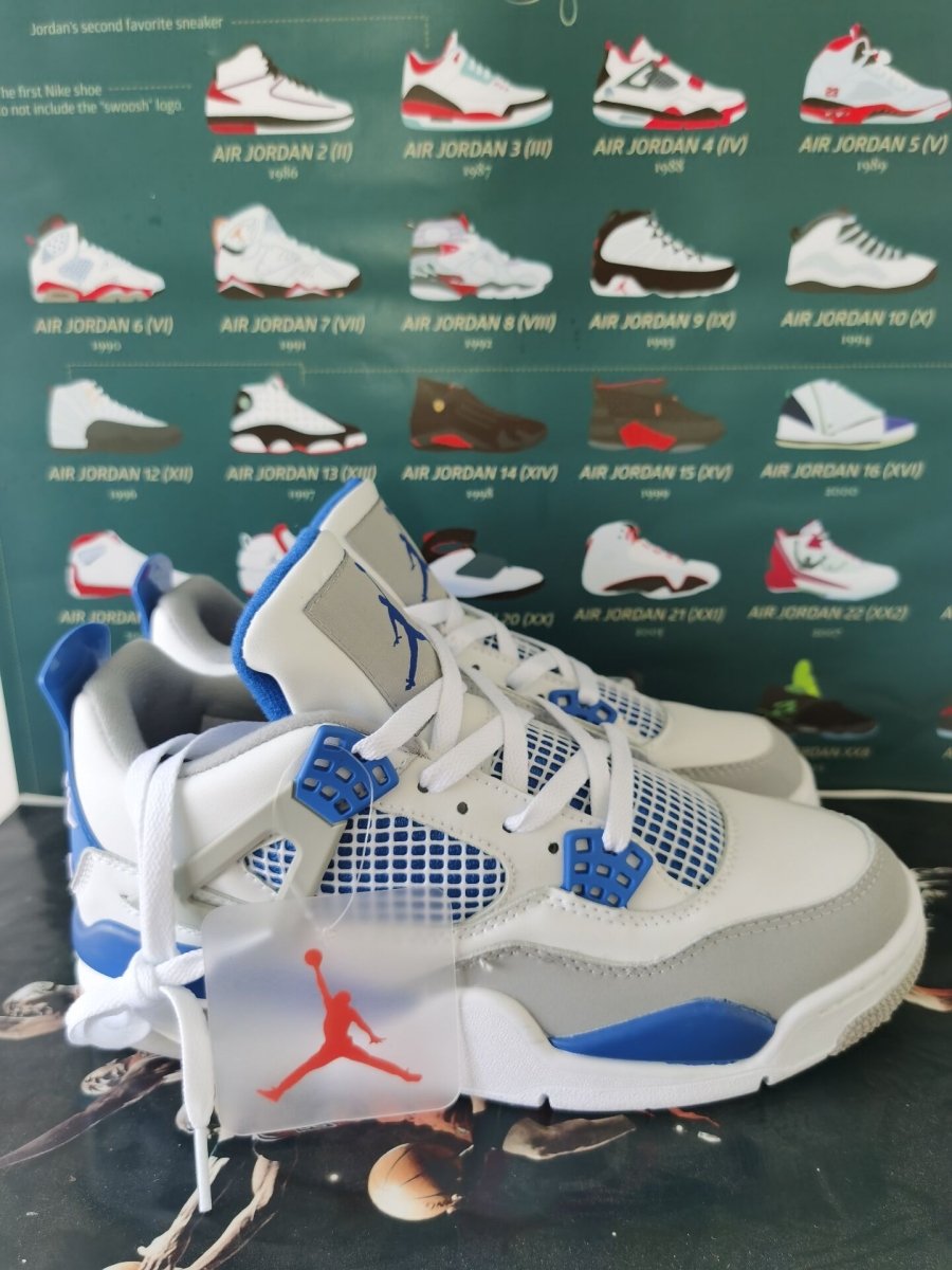 JORDAN 4 x MILITARY BLUE - Phantom Kicks