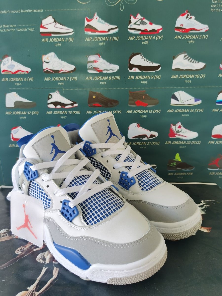 JORDAN 4 x MILITARY BLUE - Phantom Kicks