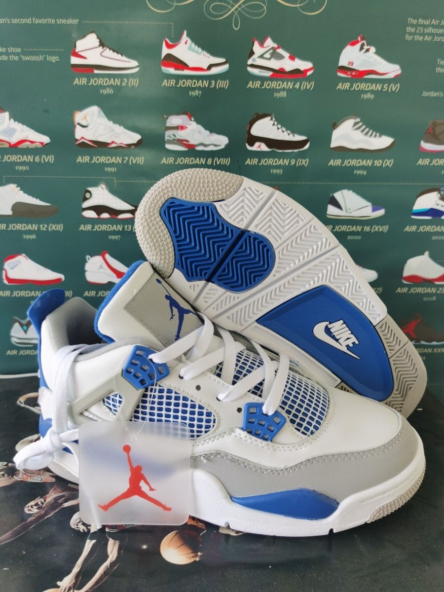 JORDAN 4 x MILITARY BLUE - Phantom Kicks