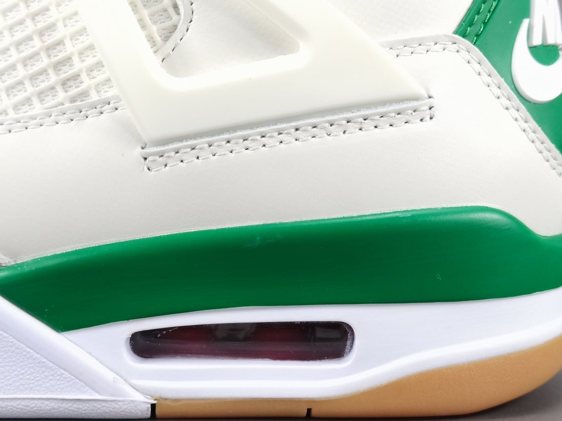 JORDAN 4 x PINE GREEN - Phantom Kicks