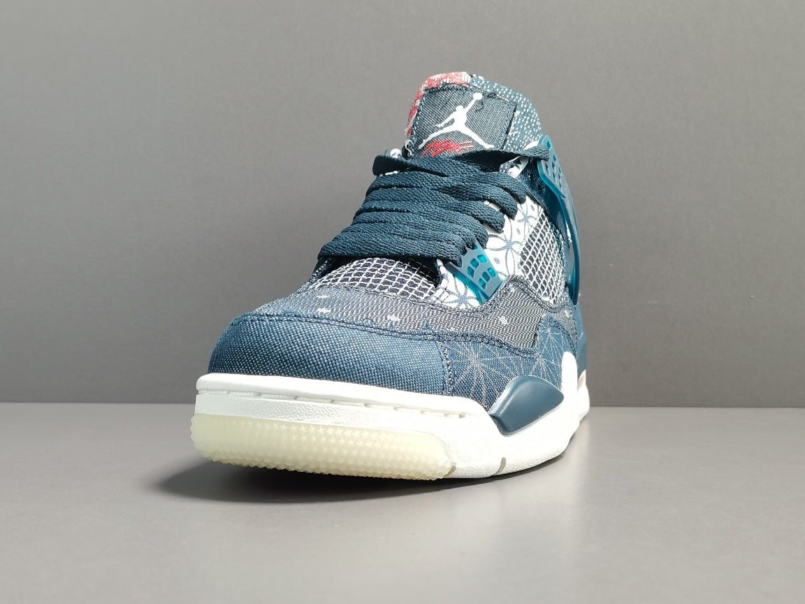 JORDAN 4 x SASHIKO - Phantom Kicks