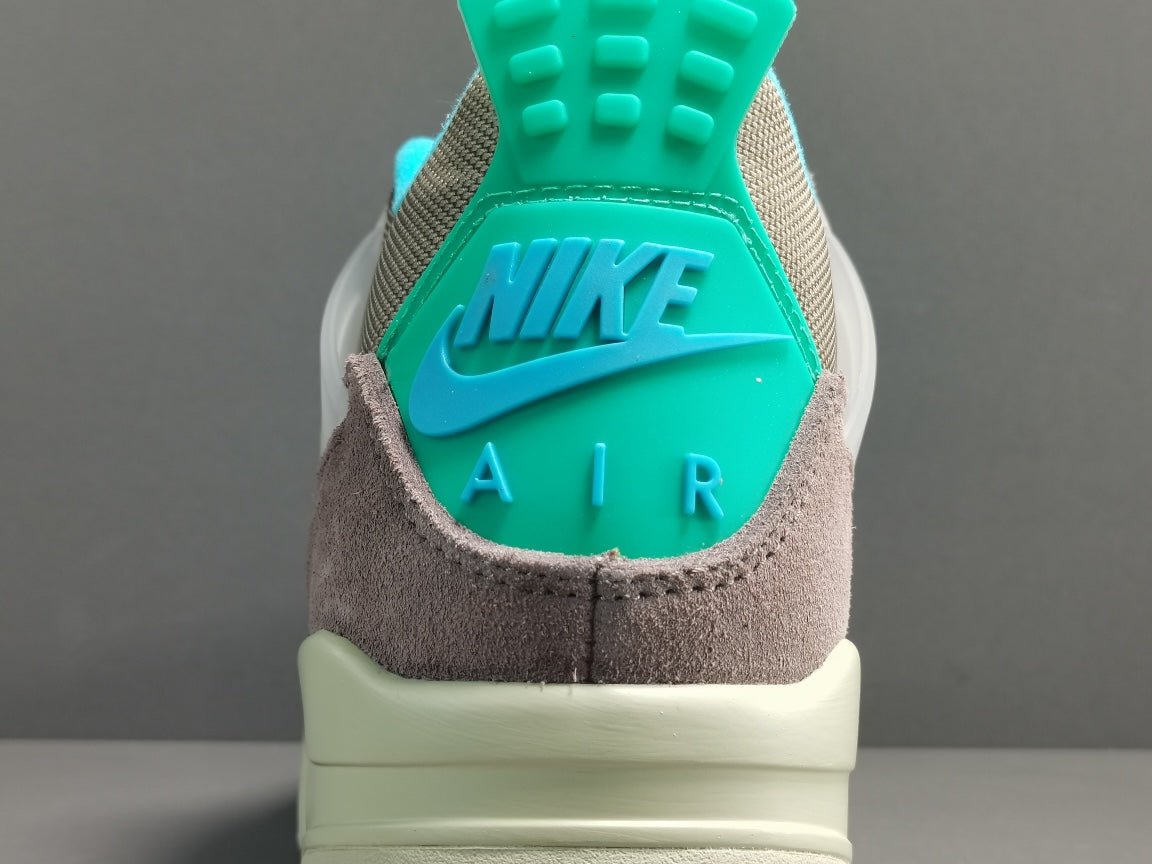 JORDAN 4 x SP 30TH ANNIVERSARY UNION TAUPE HAZE - Phantom Kicks