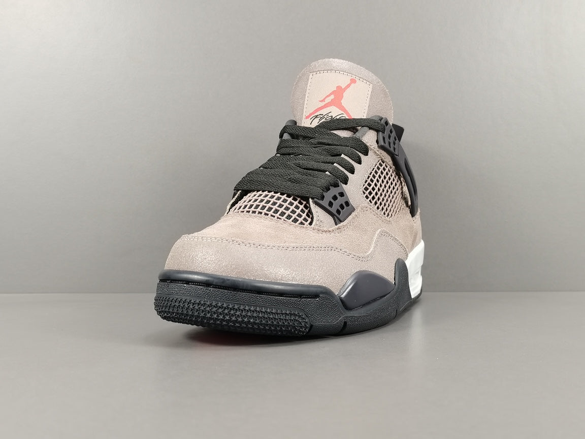 JORDAN 4 x TAUPE HAZE - Phantom Kicks