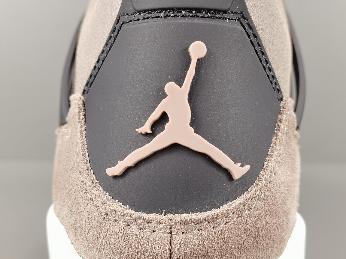 JORDAN 4 x TAUPE HAZE - Phantom Kicks