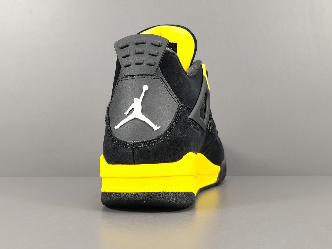 JORDAN 4 x THUNDER - Phantom Kicks