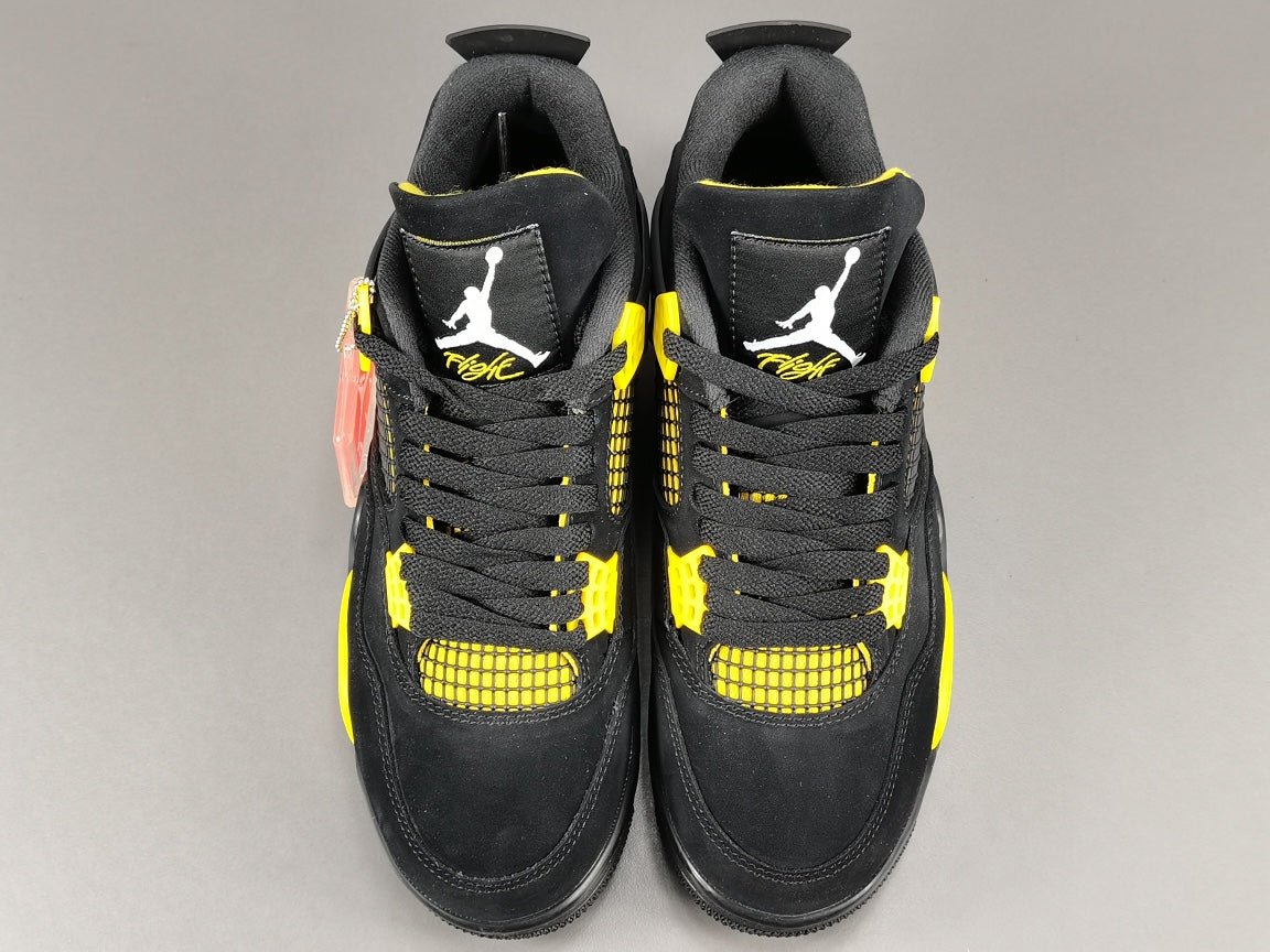 JORDAN 4 x THUNDER - Phantom Kicks