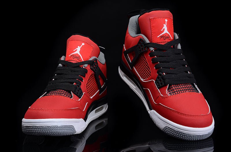 JORDAN 4 x TORO BRAVO - Phantom Kicks