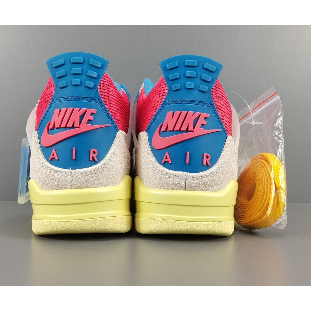 JORDAN 4 x UNION GUAVA ICE - Phantom Kicks
