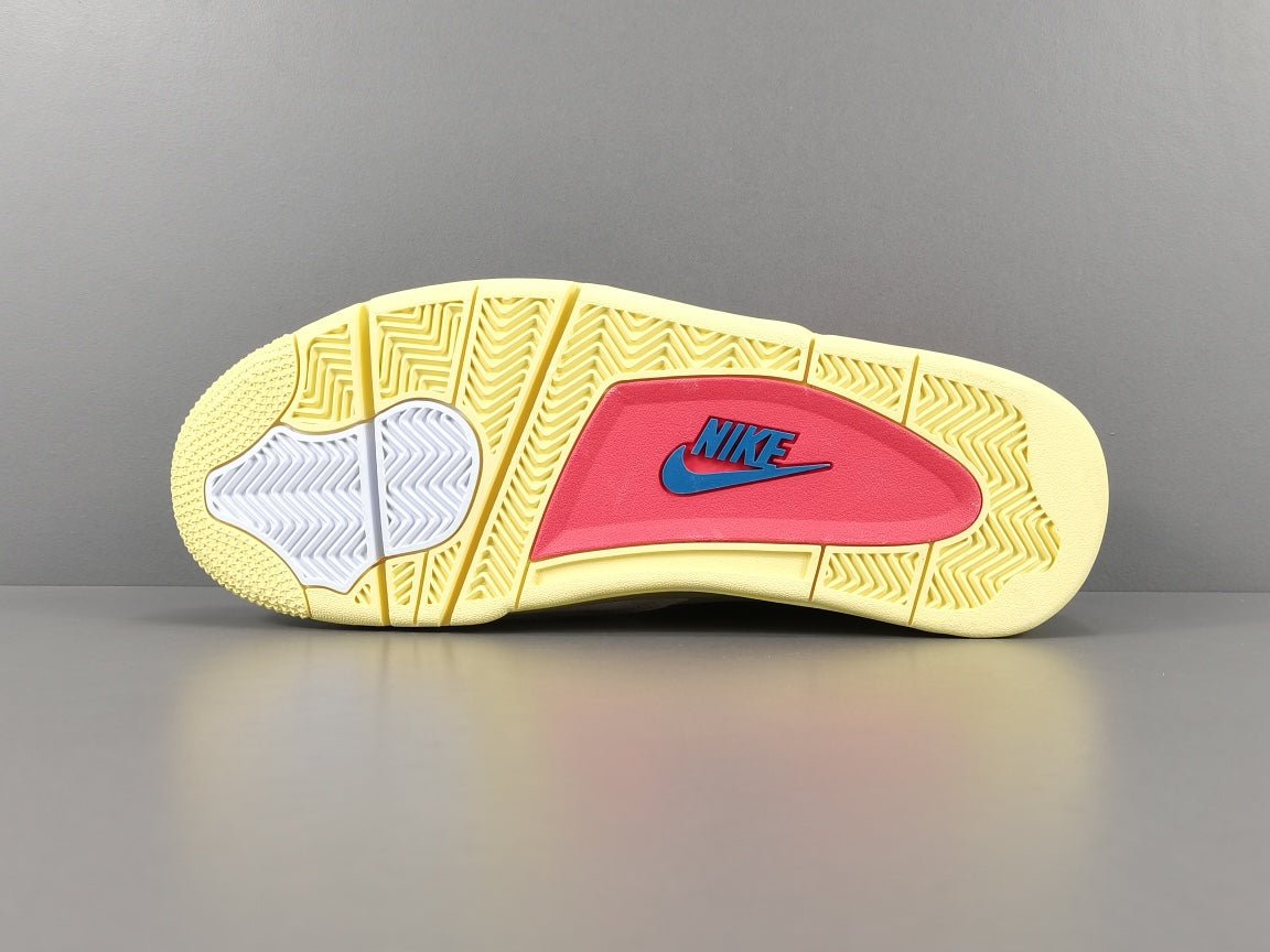 JORDAN 4 x UNION GUAVA ICE - Phantom Kicks