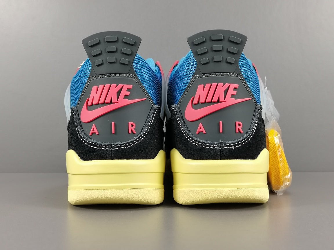 JORDAN 4 x UNION OFF NOIR - Phantom Kicks