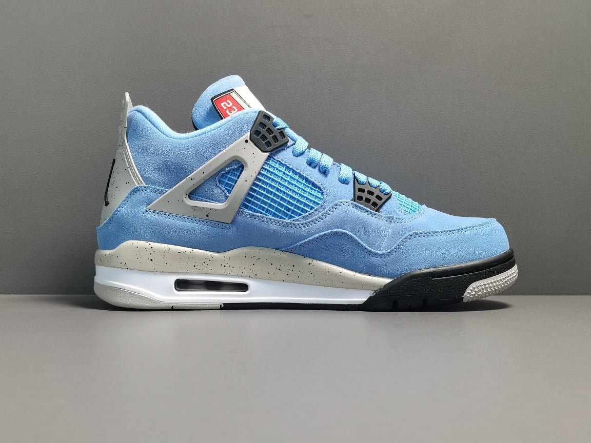 JORDAN 4 x UNIVERSITY BLUE - Phantom Kicks