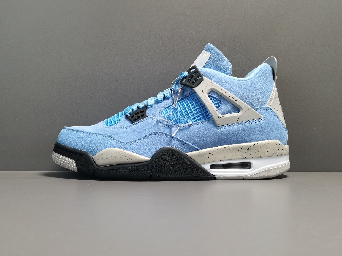 JORDAN 4 x UNIVERSITY BLUE - Phantom Kicks