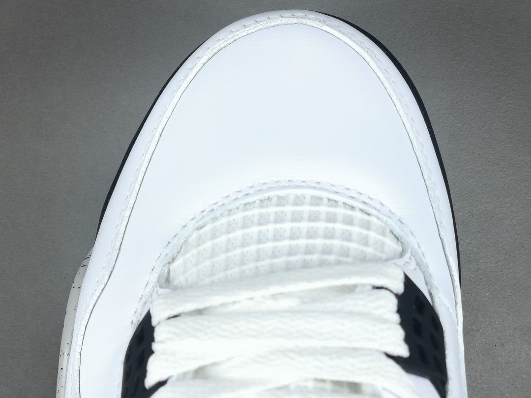 JORDAN 4 x WHITE CEMENT - Phantom Kicks