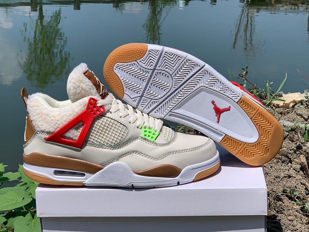 JORDAN 4 x WILD THINGS - Phantom Kicks