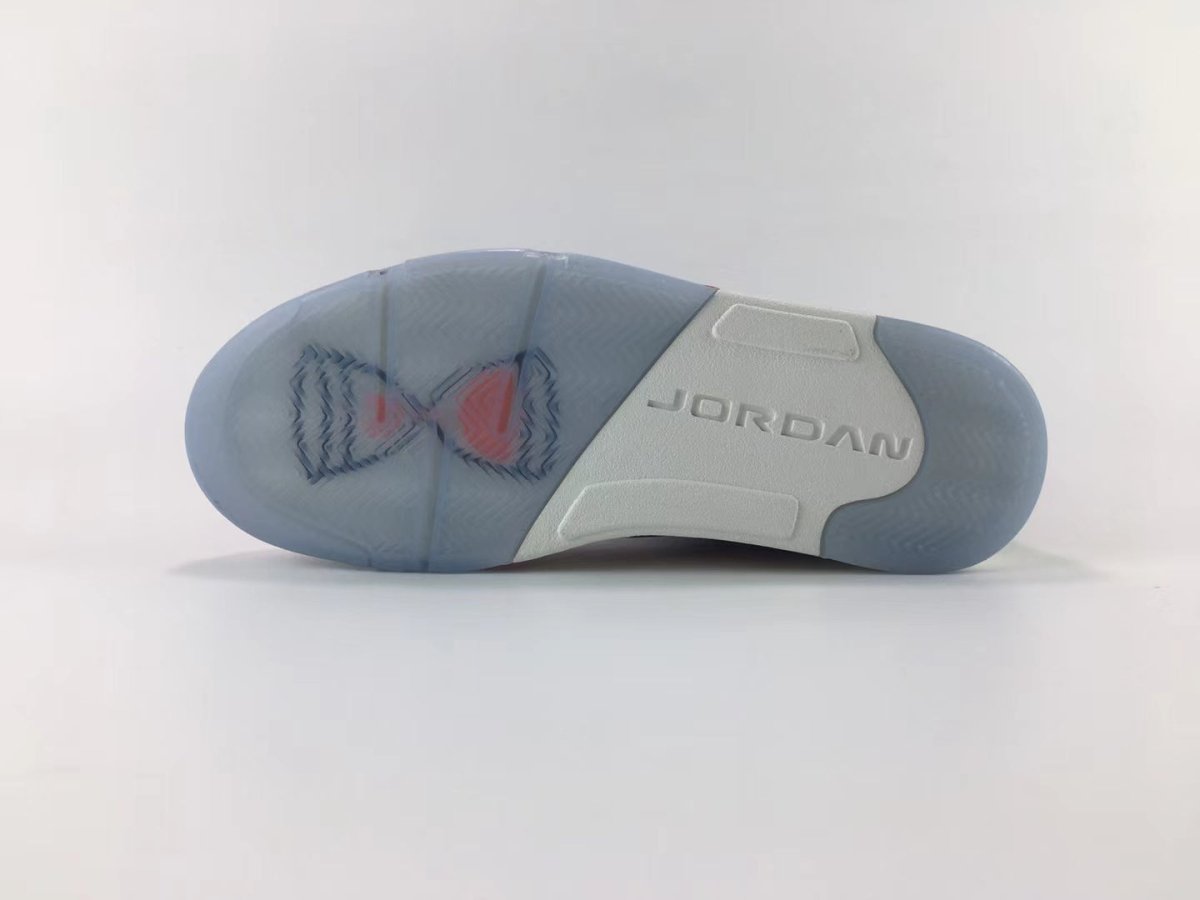 JORDAN 5 RETRO LOW x DOERNBECHER MICHAEL 2022 - Phantom Kicks