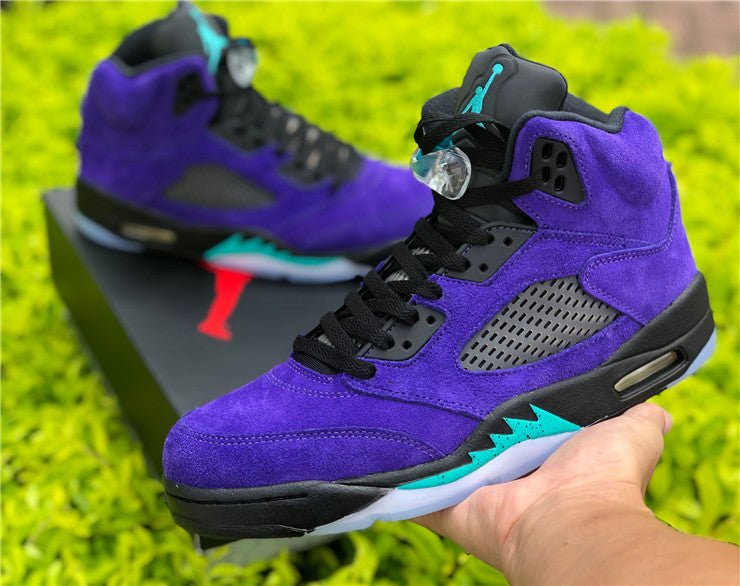 JORDAN 5 RETRO x ALTERNATE GRAPE - Phantom Kicks