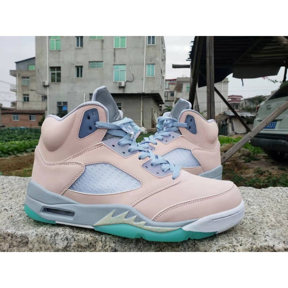 JORDAN 5 RETRO x EASTER 2022 - Phantom Kicks