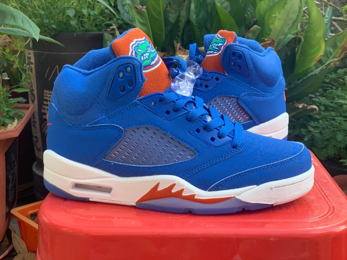 JORDAN 5 RETRO x FLORIDA GATORS - Phantom Kicks