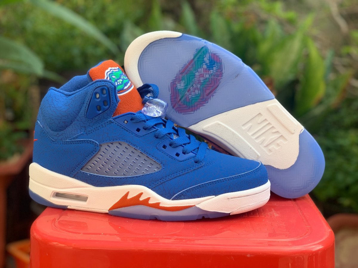 JORDAN 5 RETRO x FLORIDA GATORS - Phantom Kicks