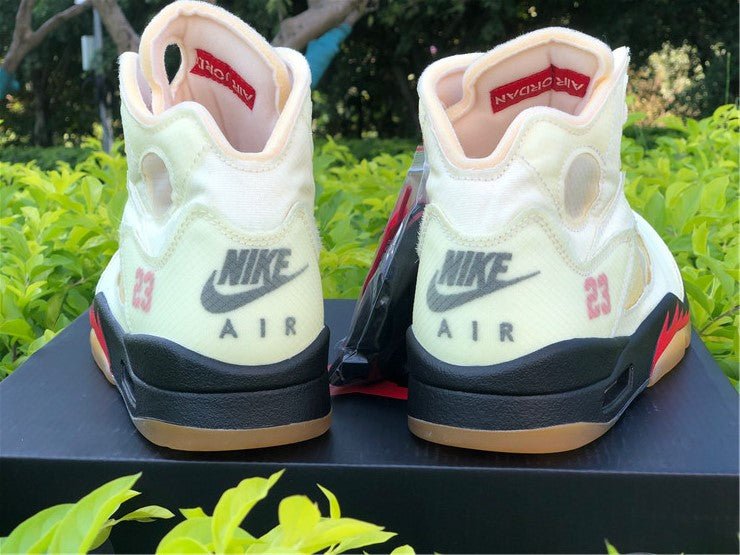 JORDAN 5 RETRO x OFF-WHITE SAIL - Phantom Kicks