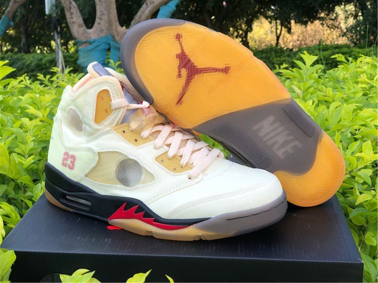 JORDAN 5 RETRO x OFF-WHITE SAIL - Phantom Kicks
